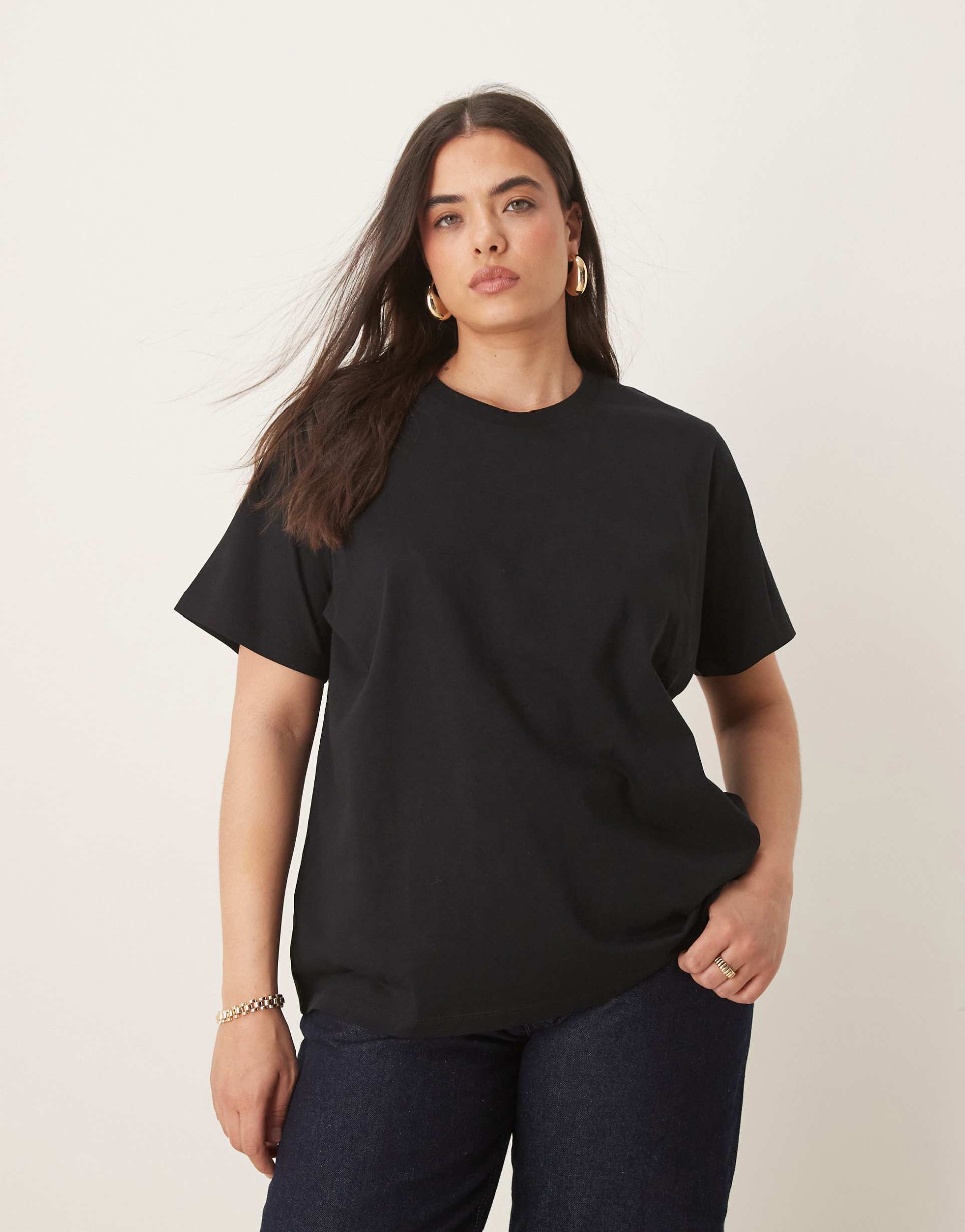 asos design regular fit crew neck t-shirt in black