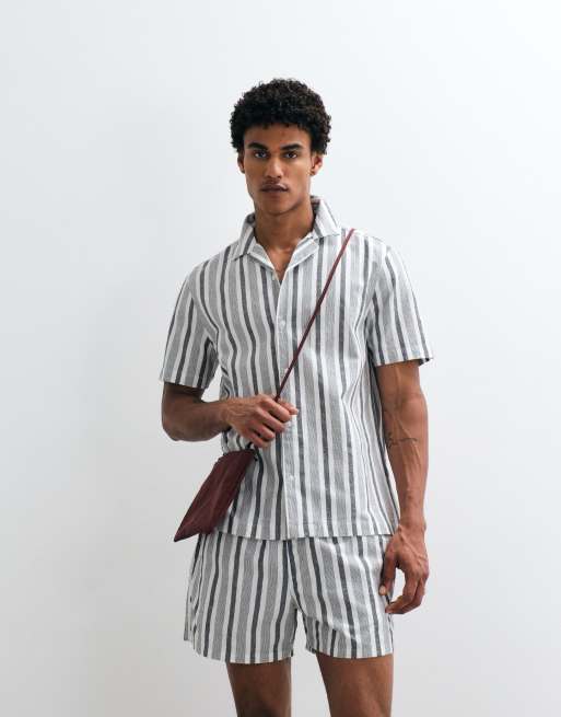 ASOS DESIGN – Regular-Fit-Hemd in Leinenoptik mit Streifen in Schwarz und Weiß, Kombiteil, 4 von 9
