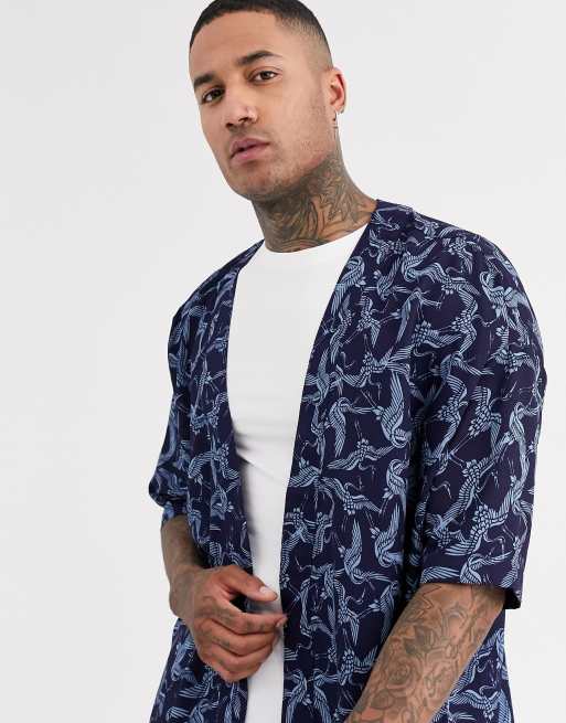 ASOS DESIGN - Regular-fit kimono in marineblauwe ooievaarsprint, 3 van 4
