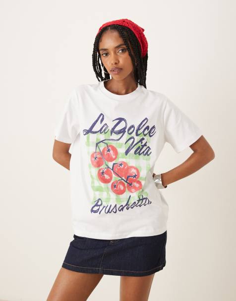 ASOS DESIGN regular fit la dolce tomato graphic in white - view 1