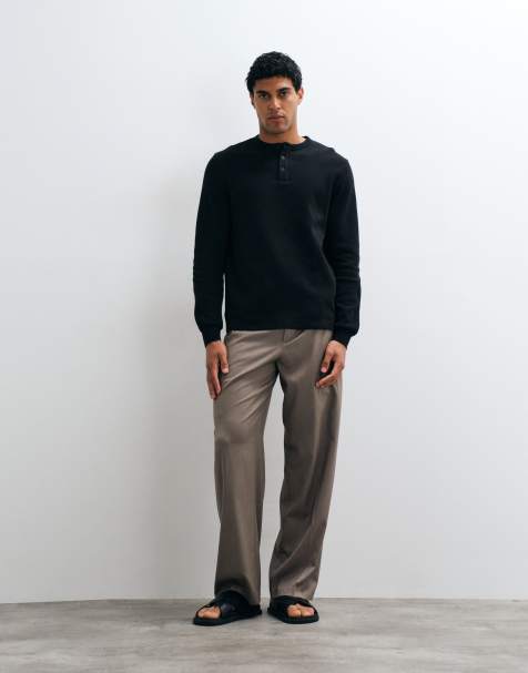 ASOS DESIGN regular fit langærmet T-shirt med henley i sort waffle - view 1