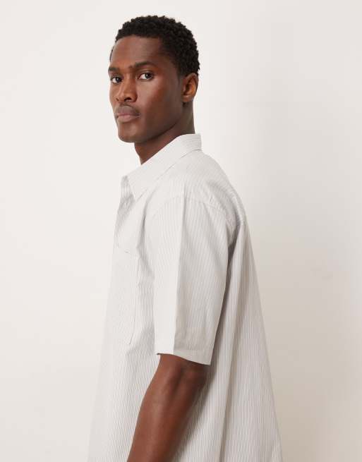 ASOS DESIGN - Regular-fit overhemd met reverskraag en strepen in lichtblauw, 4 van 5