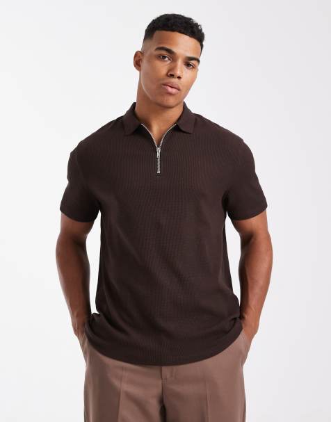 ASOS DESIGN – Regular-Fit-Polohemd in Dunkelbraun mit Reißverschluss und Waffelstruktur - view 1