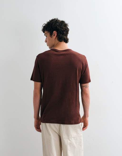 ASOS DESIGN – Regular-Fit-T-Shirt in Braun mit Henley-Ausschnitt und Leinenanteil, 5 von 5