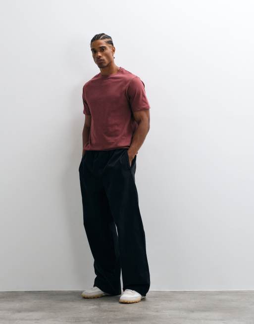 ASOS DESIGN regular fit t-shirt in burgundy, 4 of 5