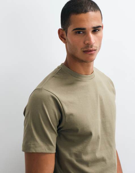 ASOS DESIGN - Regular-fit T-shirt in kaki - view 1