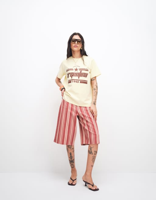 ASOS DESIGN – Regular-Fit-T-Shirt in Schokobraun und Zitrone mit „Argentina“-Print, 2 von 4
