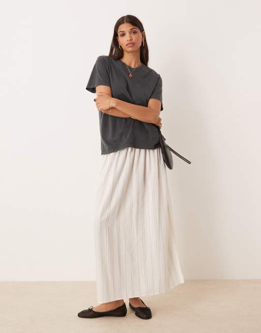 ASOS DESIGN regular fit t-shirt in washed charcoal, 3 of 4