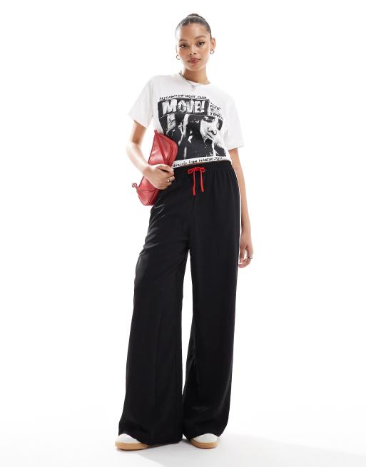 ASOS DESIGN - Regular-fit T-shirt met grafische 'Movie'-print in wit, 2 van 4