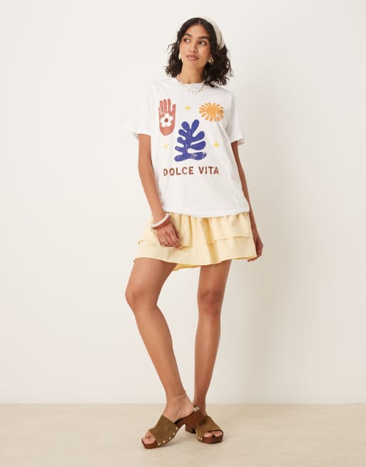 ASOS DESIGN regular fit t-shirt with dolce vita graphic in white, 4 of 4
