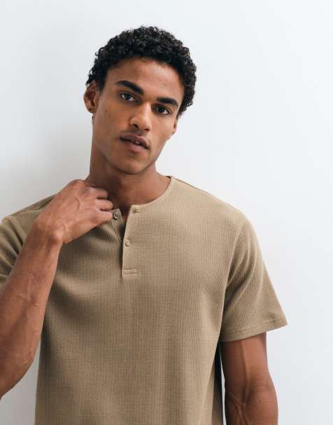 ASOS DESIGN regular fit t-shirt with henley in brown waffle - view 1