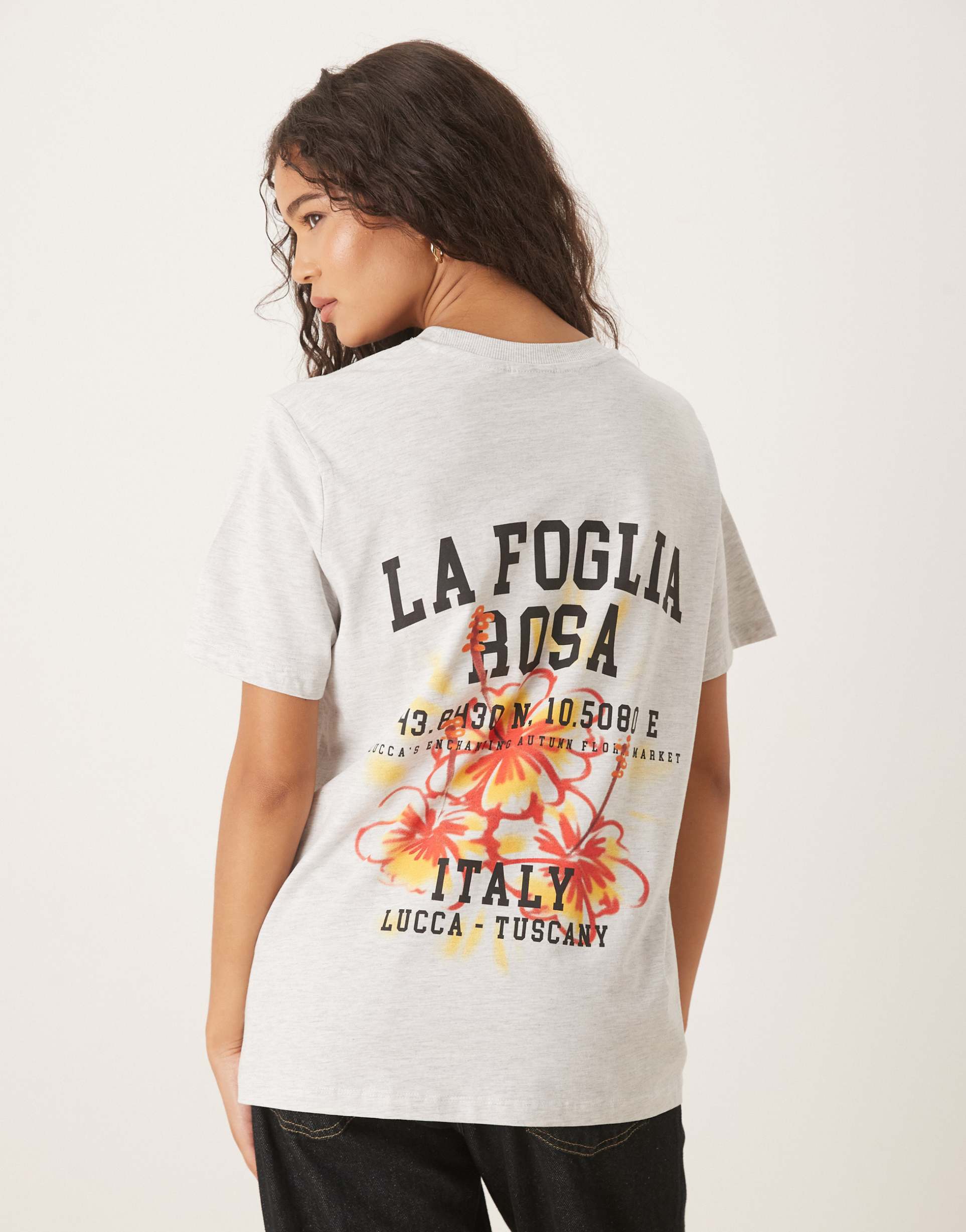 asos design regular fit t-shirt with italy flower graphic in heathered ice