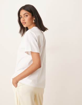 Asos Design Regular Fit T-shirt With Peach Fruit Graphic