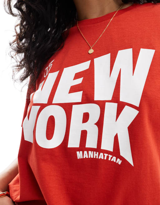ASOS DESIGN – Regulär geschnittenes T-Shirt in Rot mit „New York“-Grafikprint, 4 von 4