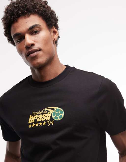 ASOS DESIGN – Regulär geschnittenes T-Shirt in Schwarz mit „Brasil“-Grafik, 2 von 5
