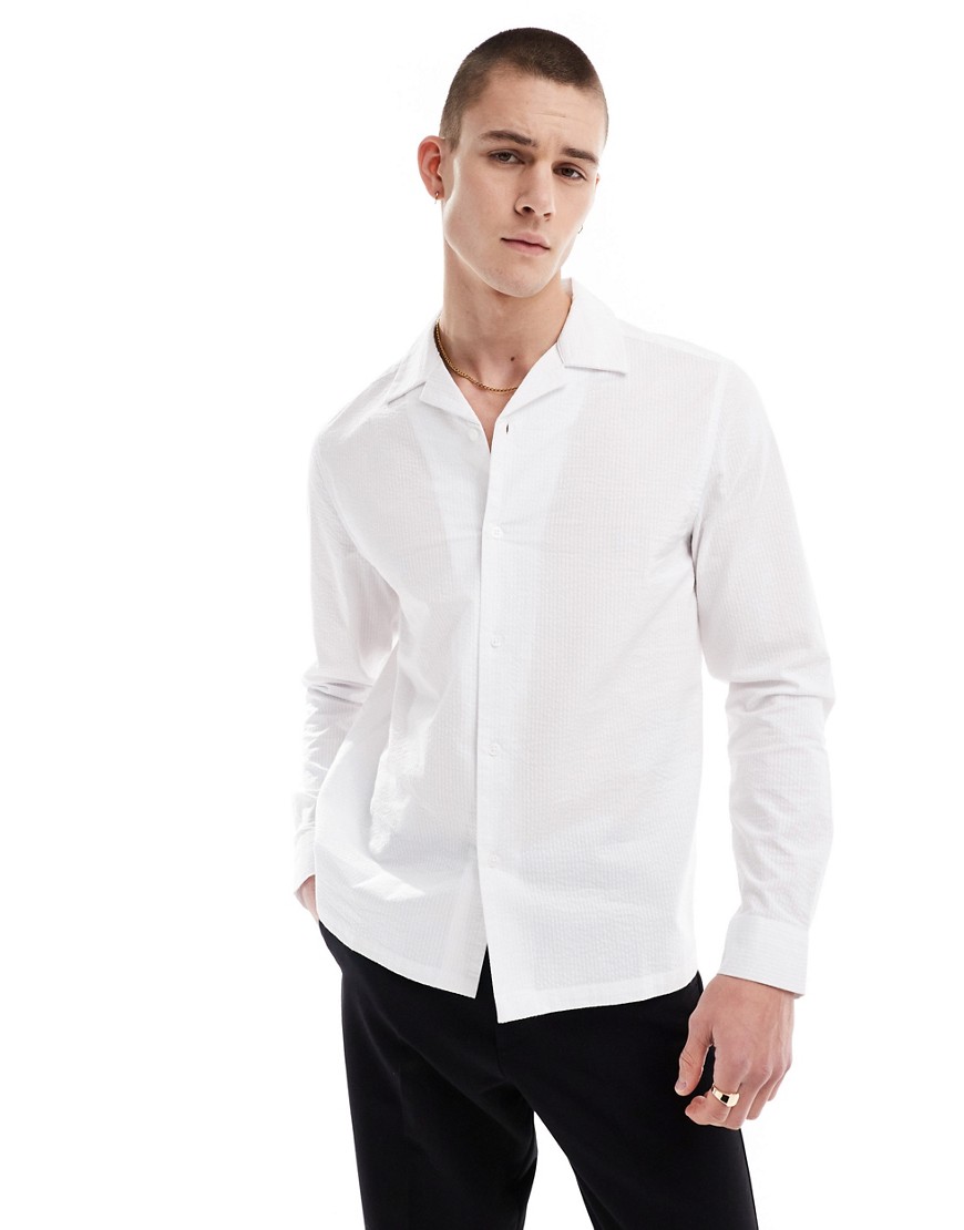 ASOS DESIGN regular seersucker shirt with wide revere collar in white