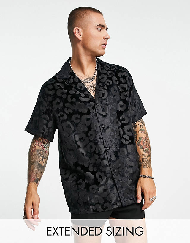 ASOS DESIGN - regular shirt in velvet burnout leopard print jacquard