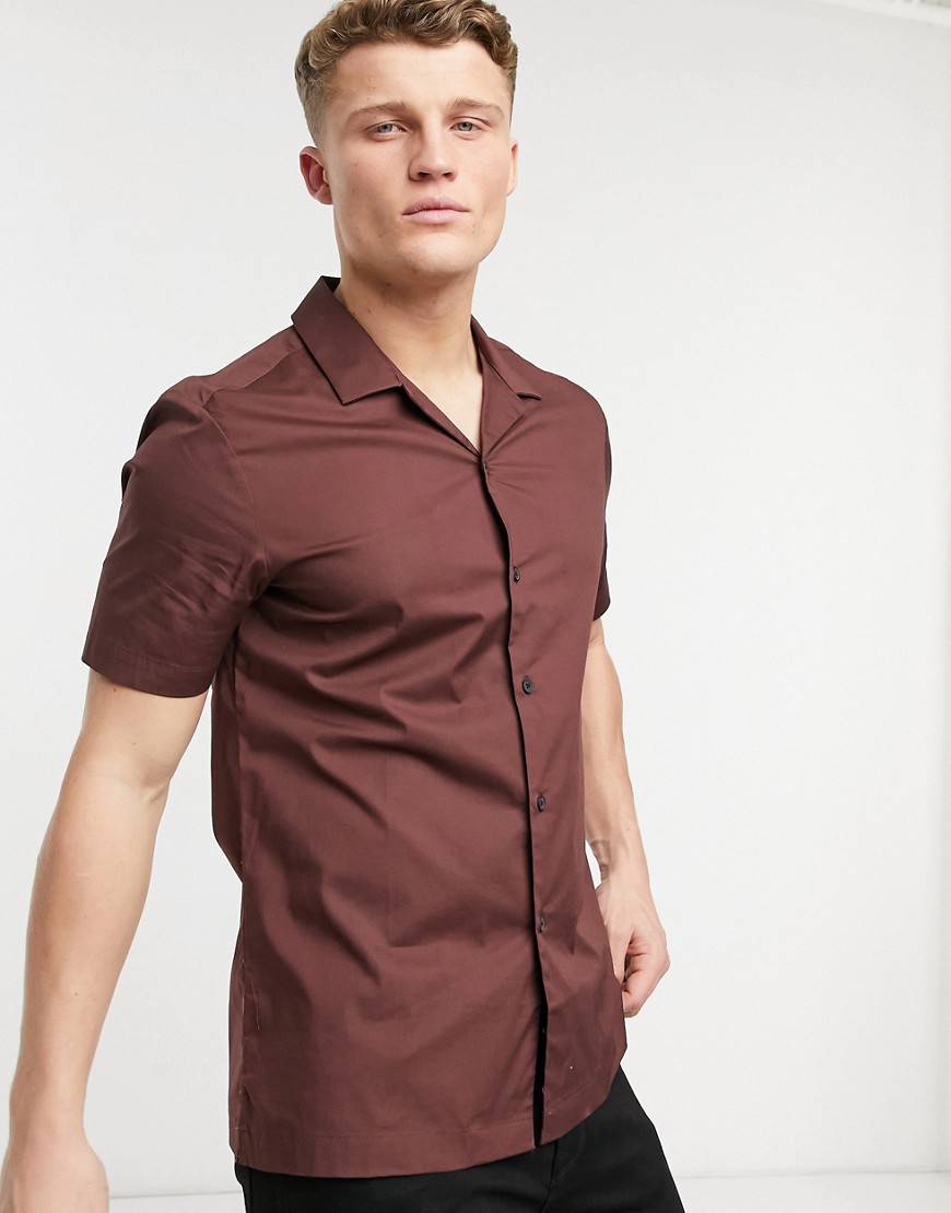 ASOS DESIGN regular short sleeve shirt with camp collar in deep brown