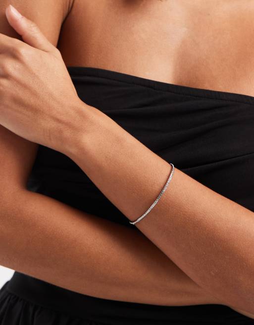 ASOS DESIGN – Regulowana bransoletka przyjaźni w odcieniu srebra z połyskującymi kryształkami
