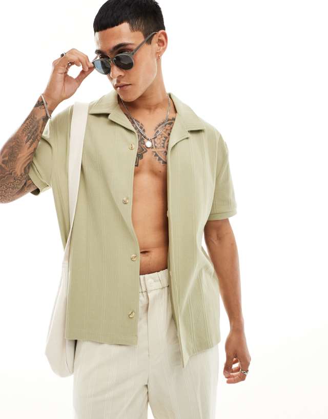 ASOS DESIGN - relaxed button down shirt in khaki