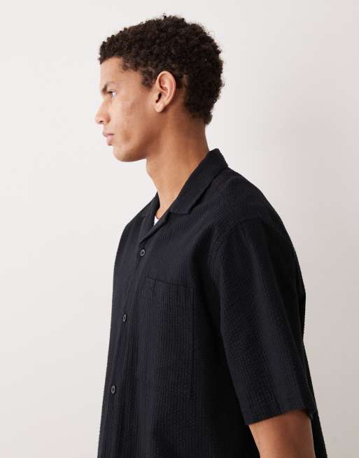 ASOS DESIGN relaxed camp collar seersucker shirt in black, 4 of 5