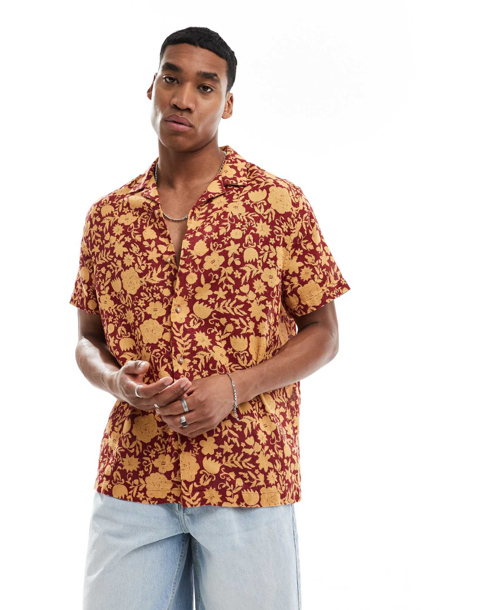 Текстурированная рубашка ASOS DESIGN с отложным воротником и оранжево-красным цветочным принтом
