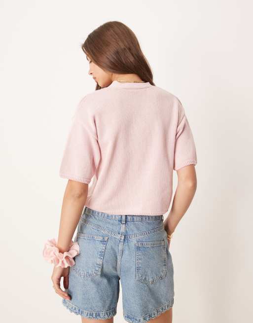 ASOS DESIGN relaxed cardigan with floral gold button in pink, 3 of 4