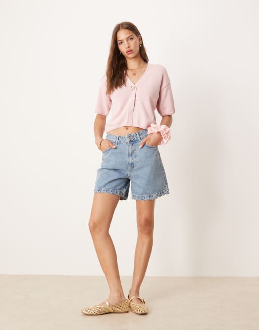 ASOS DESIGN relaxed cardigan with floral gold button in pink, 4 of 4