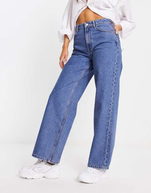 ASOS DESIGN relaxed dad jeans in mid blue | ASOS