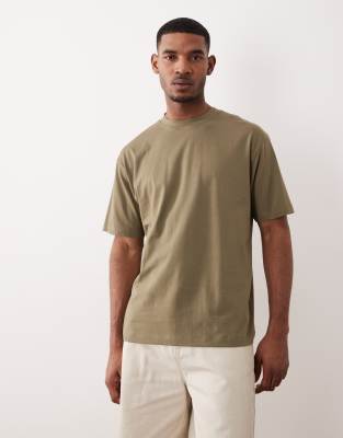 Relaxed Fit Basic-T-Shirt in Dunkelgrün Grün S