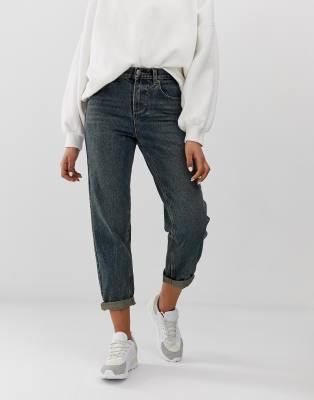 relaxed fit boyfriend jeans