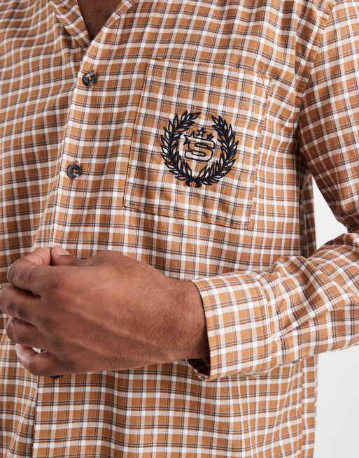 ASOS DESIGN – Relaxed-Fit-Hemd in Braun kariert mit Stickerei auf der Brust, 5 von 5