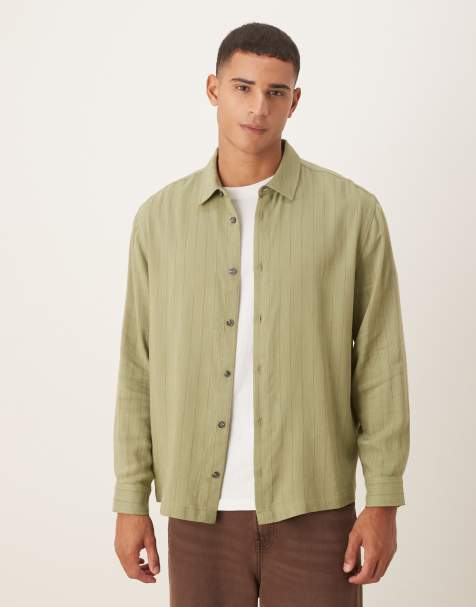 ASOS DESIGN – Relaxed Fit Hemd in Grün mit roten Nadelstreifen und Reverskragen - view 1