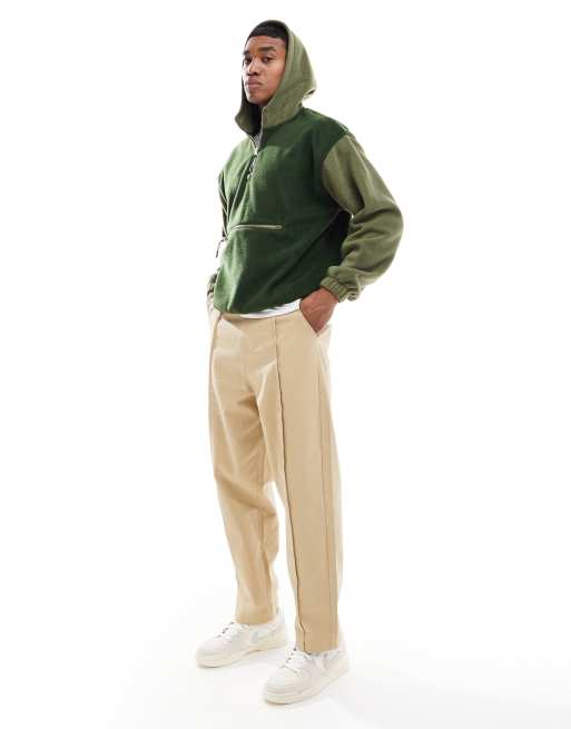 ASOS DESIGN – Relaxed-Fit-Kapuzenpullover aus Polarfleece in Dunkelgrün mit Blockfarben-Design, 3 von 4