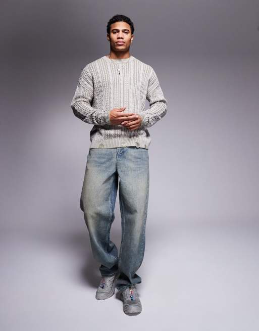 ASOS DESIGN – Relaxed-Fit-Pullover aus plattiertem Strick in Grau und Khaki mit Zopfmuster und zerrissenem Saum, 2 von 4