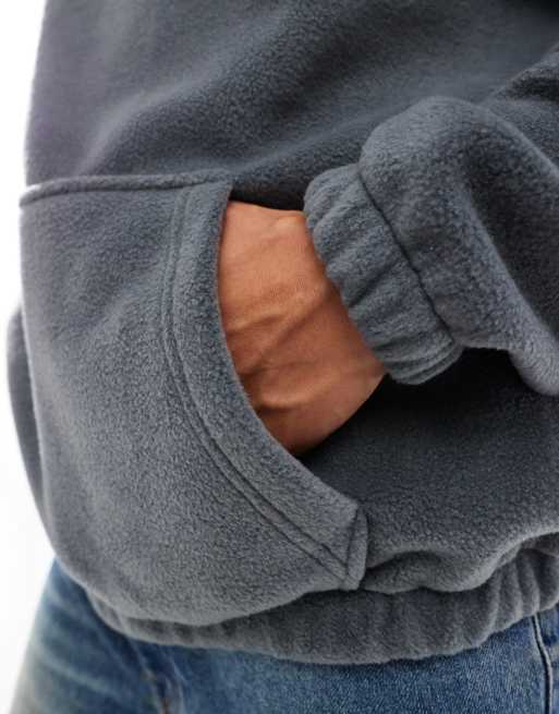 ASOS DESIGN – Relaxed-Fit-Sweatshirt aus Fleece in Anthrazit mit Knebelknopf-Detail, 4 von 4