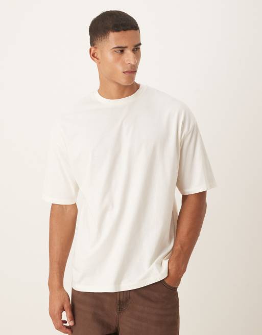 ASOS DESIGN – Relaxed Fit T-Shirt in Creme mit Himmelskörper-Grafikprint, 3 von 5