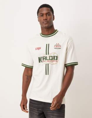 Relaxed-Fit-T-Shirt in Wollweiß mit Fußball-Grafik und Zierstreifen an Ausschnitt und Ärmelabschluss Weiß XS