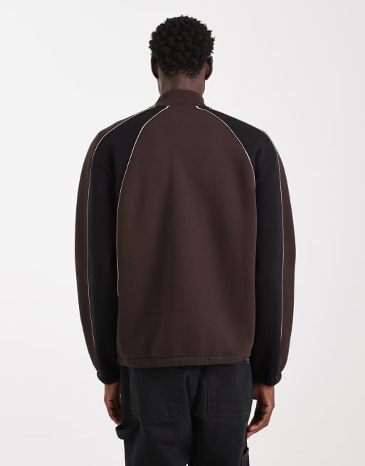 ASOS DESIGN – Relaxed-Fit-Trainingsjacke in Braun mit Print und Bahnendesign mit Einsätzen, 3 von 5