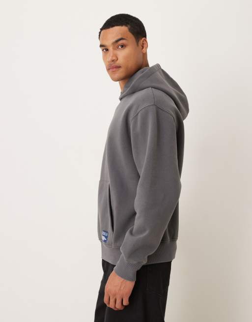 ASOS DESIGN relaxed hoodie with woven label in washed charcoal, 4 of 5