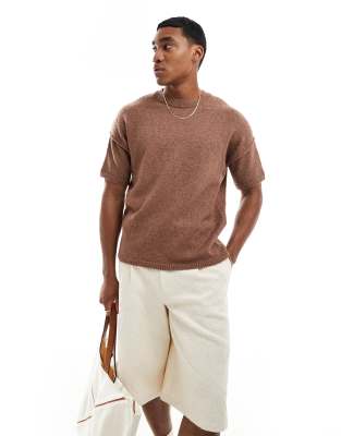 relaxed knit boxy t-shirt in slubby texture in brown