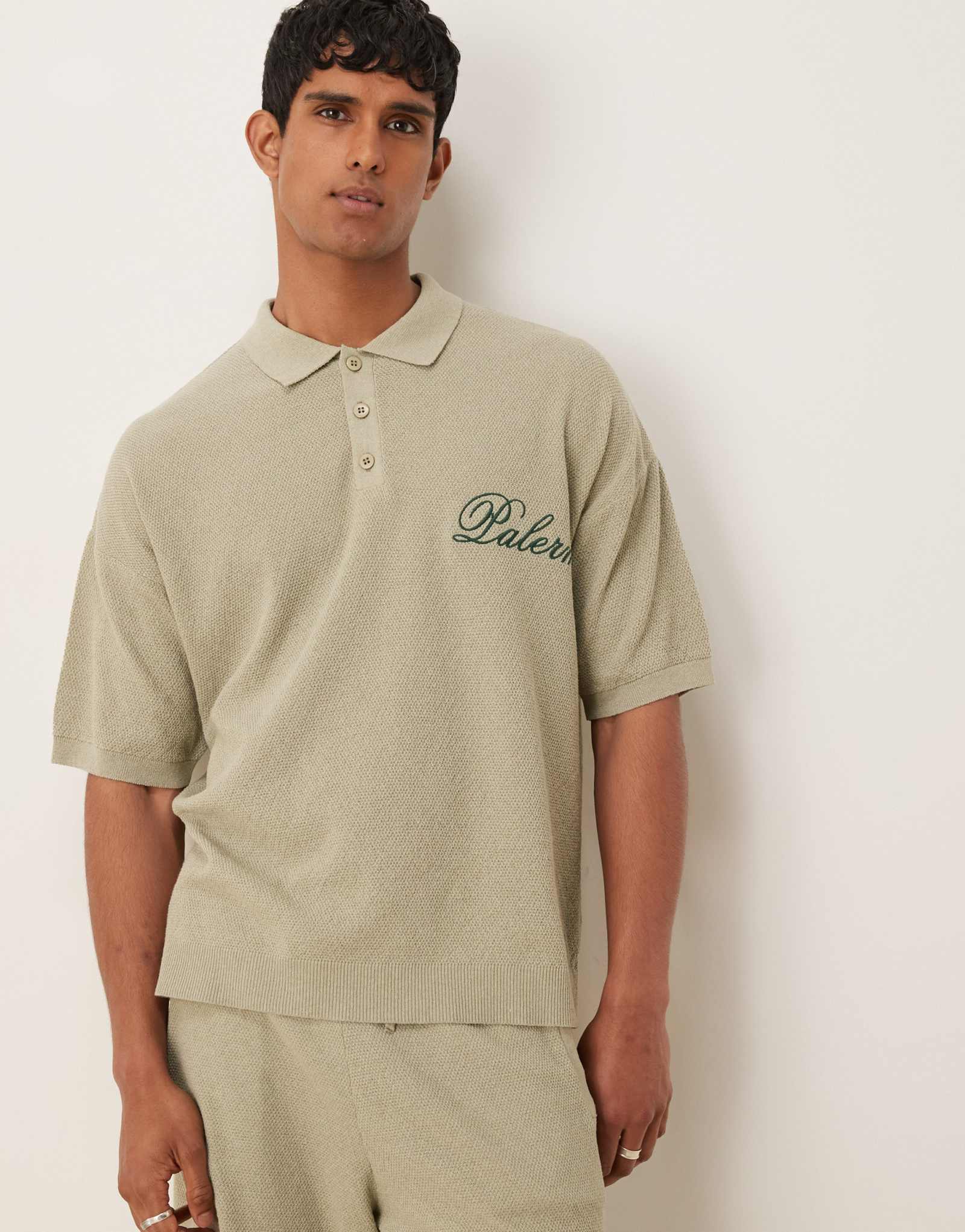 ДИЗАЙНЕРСКОЕ трикотажное поло свободного кроя ASOS с вышивкой Palermo цвета шалфея - часть комплекта