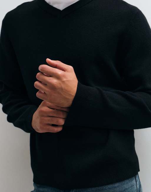ASOS DESIGN relaxed knitted high v-neck jumper in black, 4 of 5