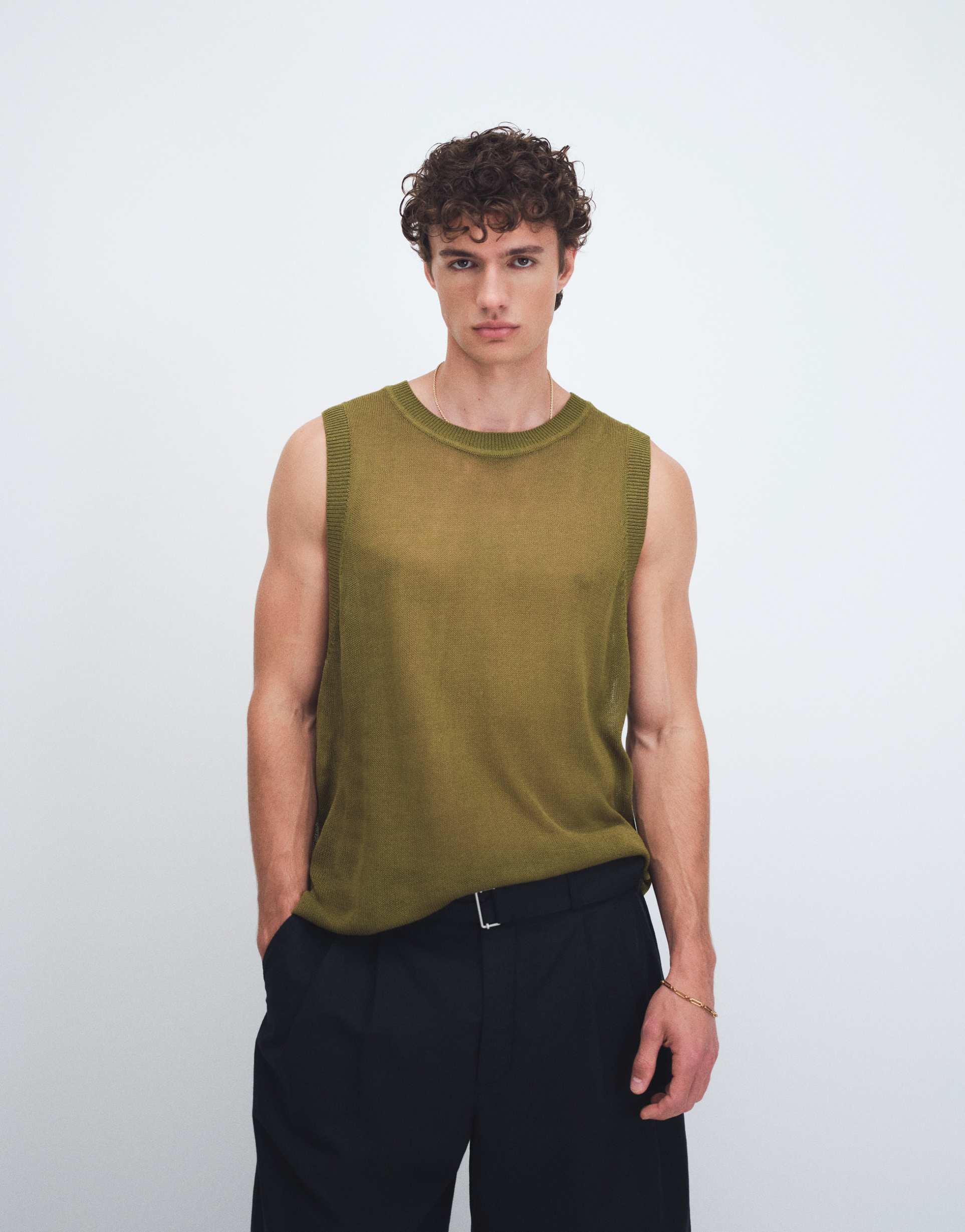 ASOS DESIGN relaxed knitted lightweight vest in khaki