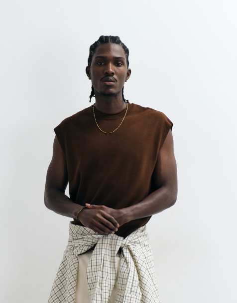 ASOS DESIGN relaxed knitted singlet with ribbed detail in brown - view 1