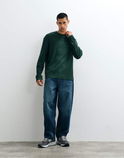 ASOS DESIGN relaxed long sleeve t-shirt in dark green waffle, 2 of 5