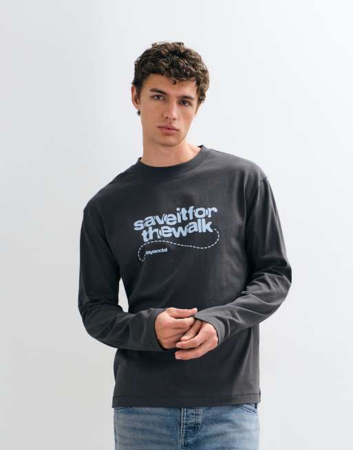 ASOS DESIGN relaxed long sleeve t-shirt with text print in grey, 3 of 5