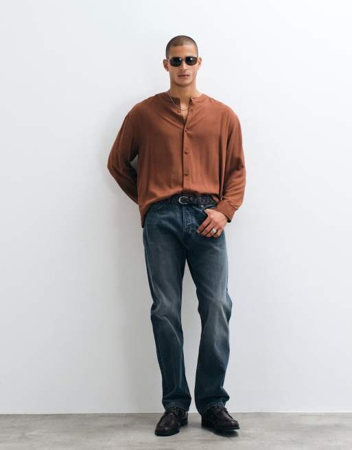 ASOS DESIGN relaxed overhemd met henleykraag in bruin, 2 van 5