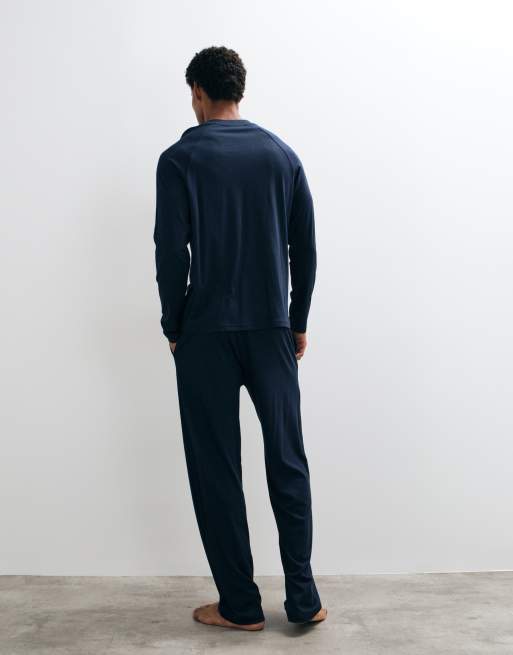 ASOS DESIGN relaxed pyjama set in navy, 3 of 5