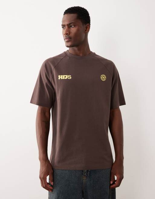 ASOS DESIGN relaxed raglan t-shirt with text graphic in brown , 3 of 5